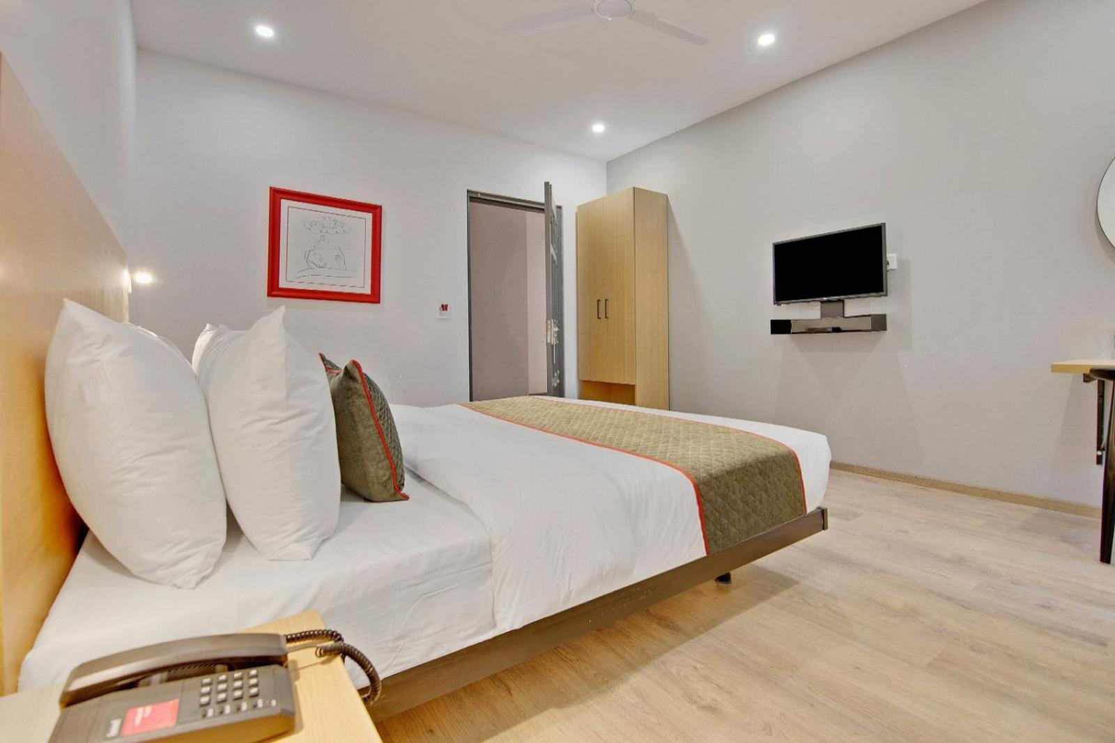 Hotel City Lite 4*